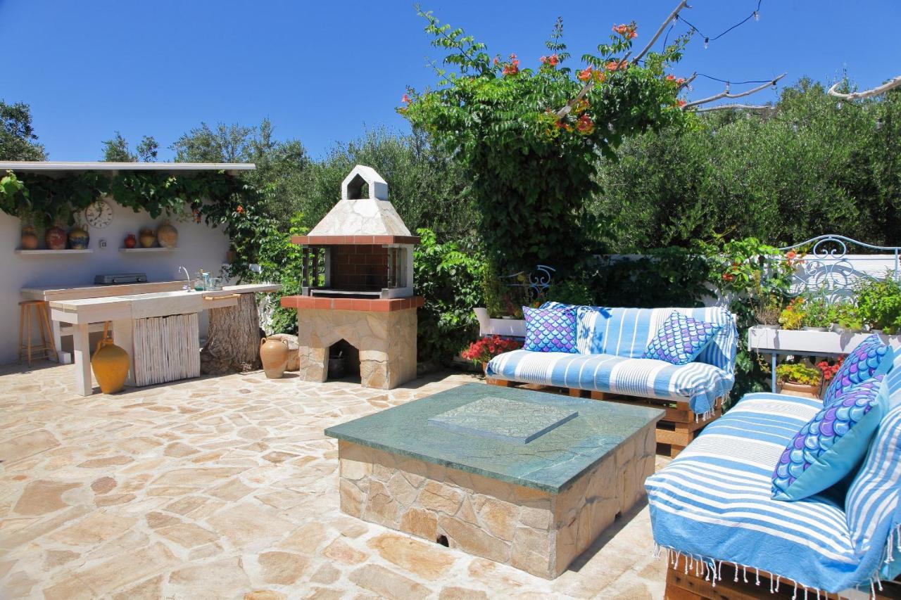 Blue Sky Cottage, Kanouli Beach Halikounas エクステリア 写真